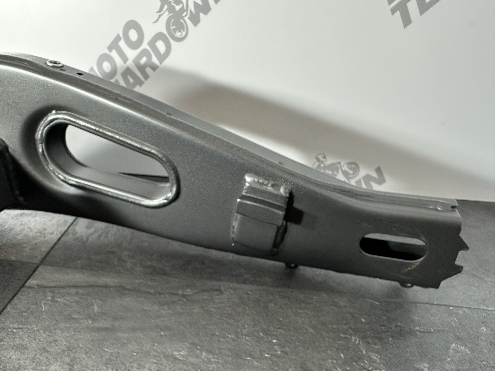 Yamaha R7 690 2024 Swingarm Swinging Arm Only 1784 Mile 2022 2023 OEM