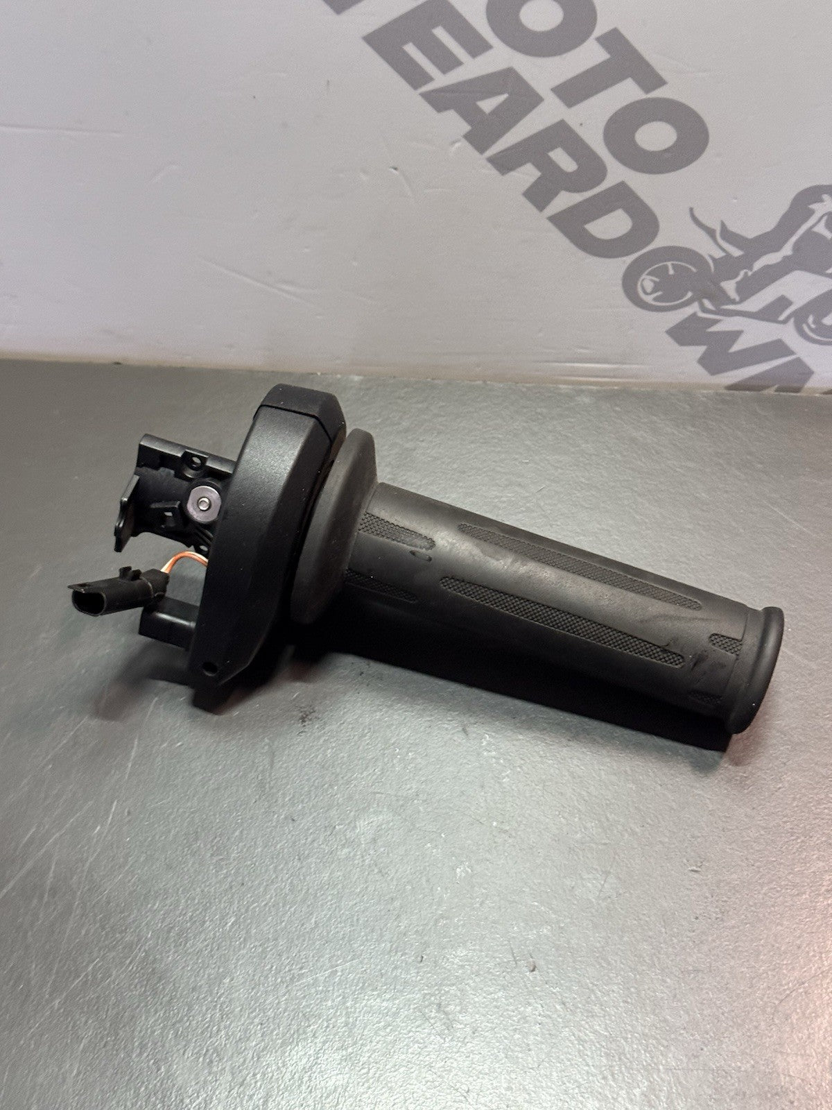 8ed5abce-5f40-4800-aaa2-5ada3121688a