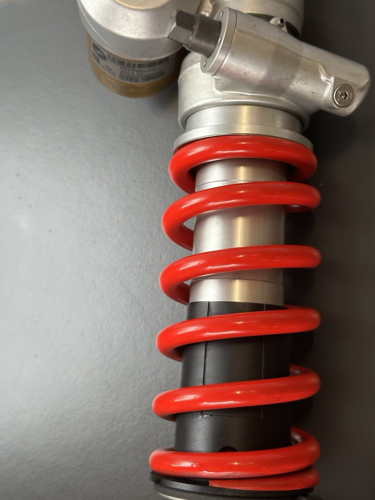 BMW S1000R rear shock absorber 8545860 BMW S1000R Rear Shock 2014-2020 UK ONLY
