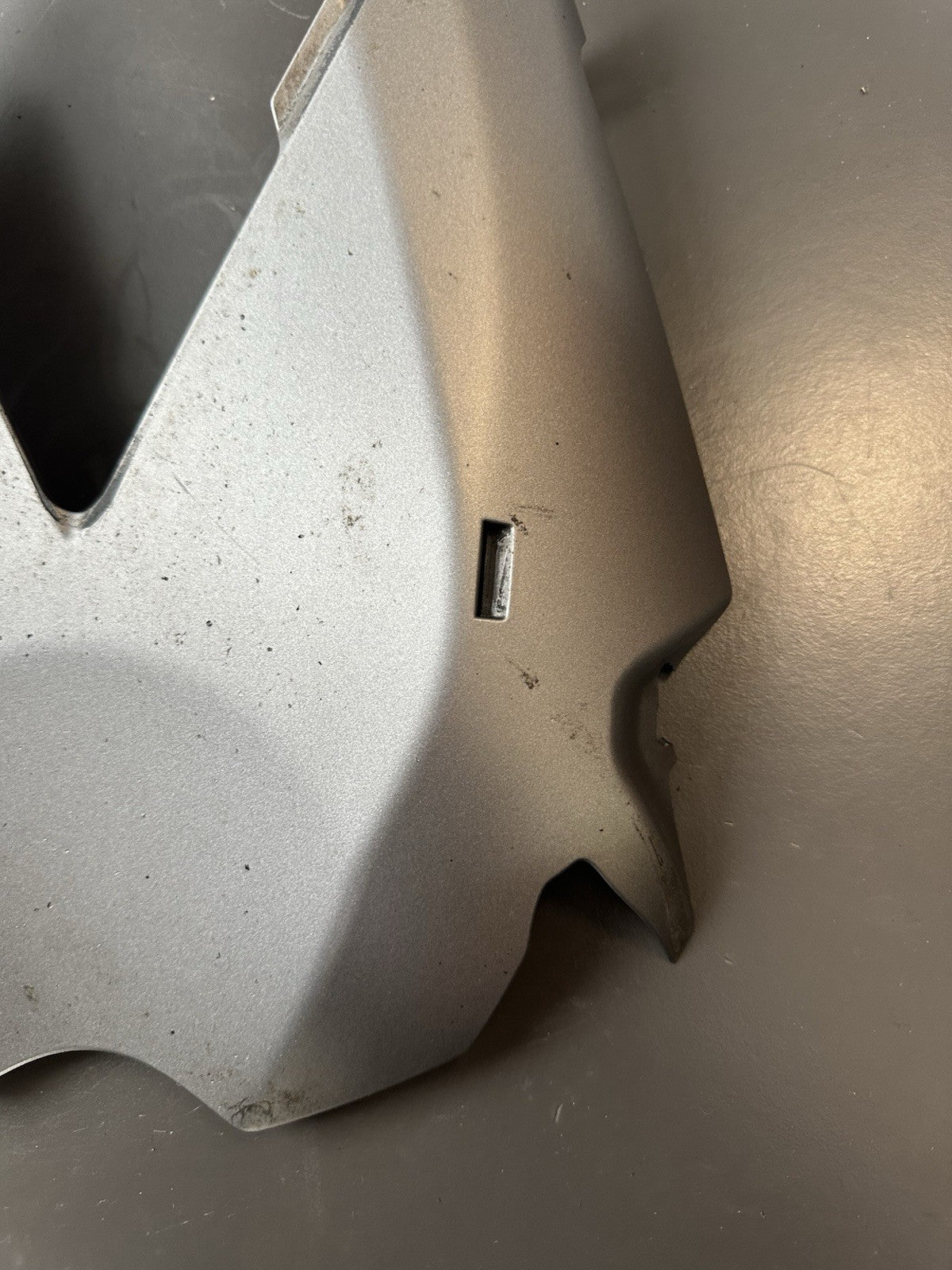 Undertray frame under Panel Triumph Street Triple 675R T2303028 SEE DESCRIPTION