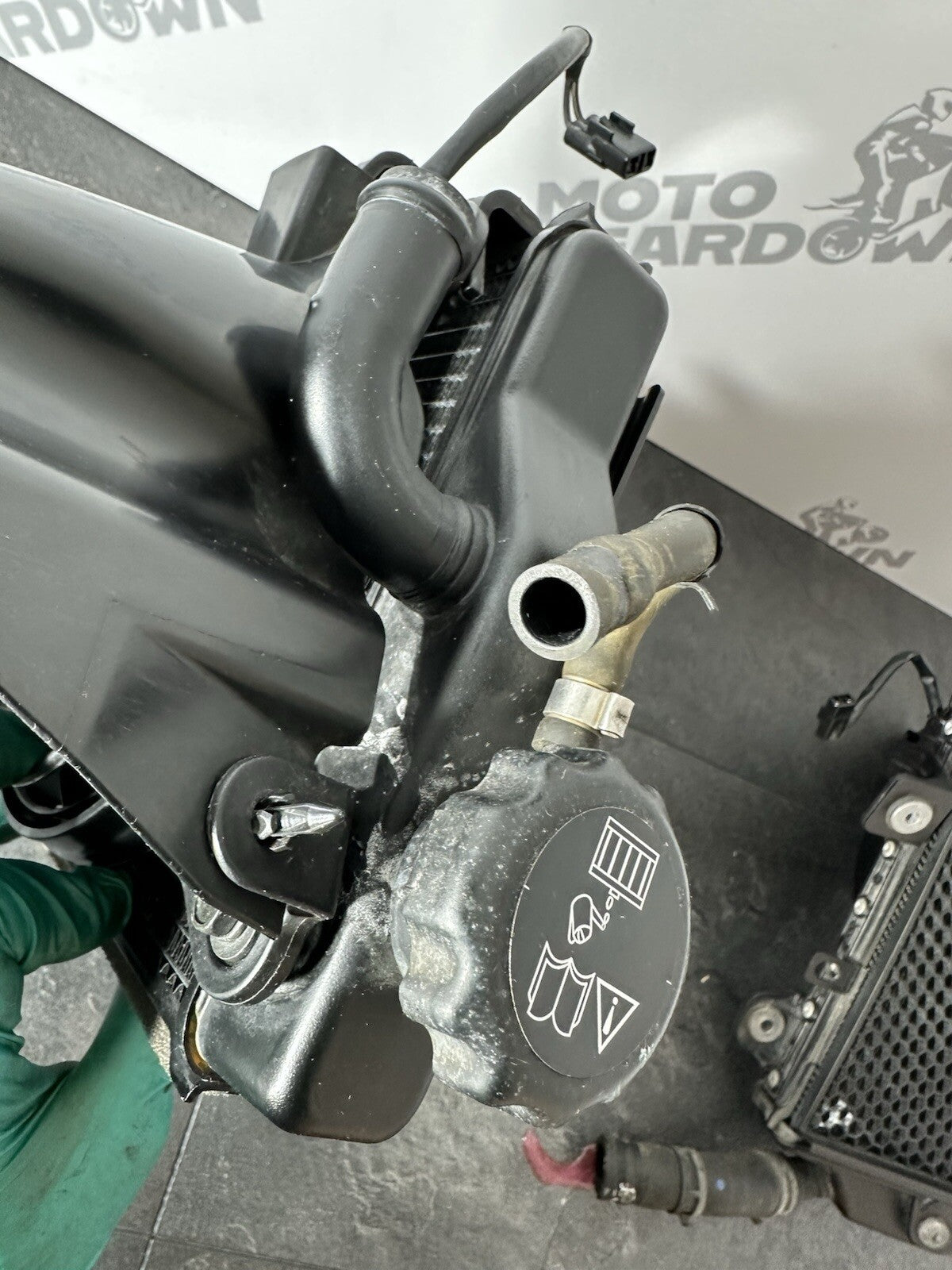 Triumph TIGER 900 GT PRO 2022 Radiators Left Right Radiator 6337 Miles 2020-2023