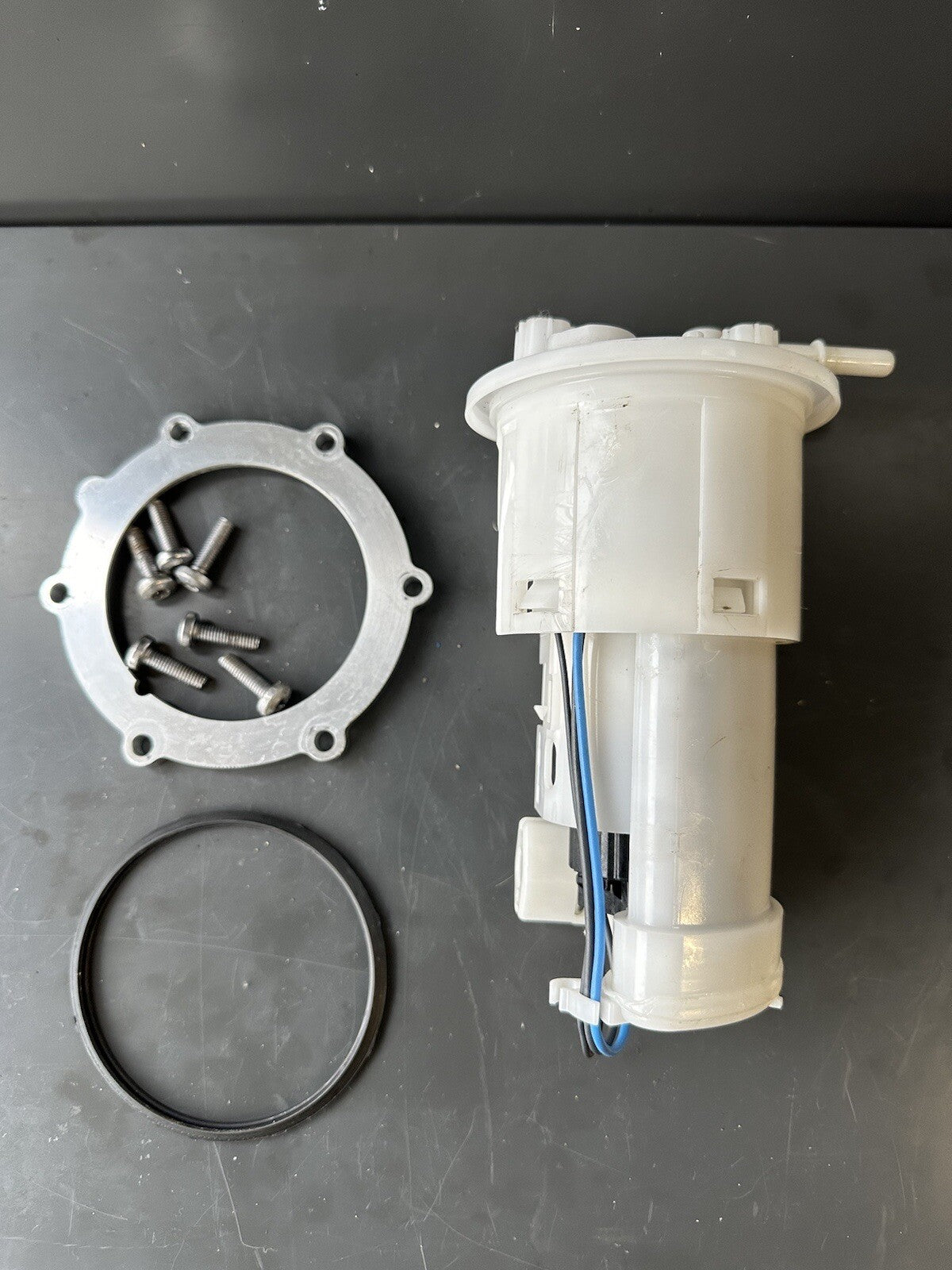 Triumph Street Triple 765 RS Fuel pump Petrol Pump T2400735 2017 765RS Fuel Pump