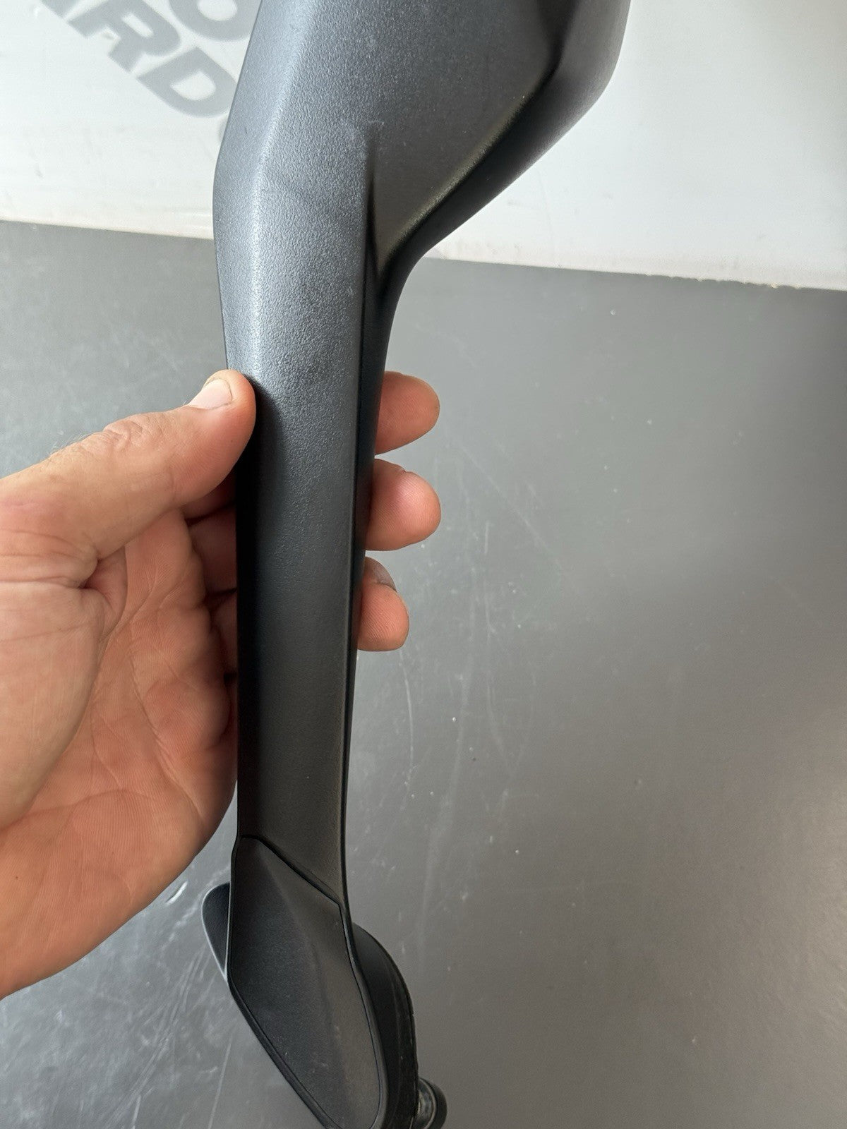 e833ff51-007a-4d81-bf70-48094d1c59d6