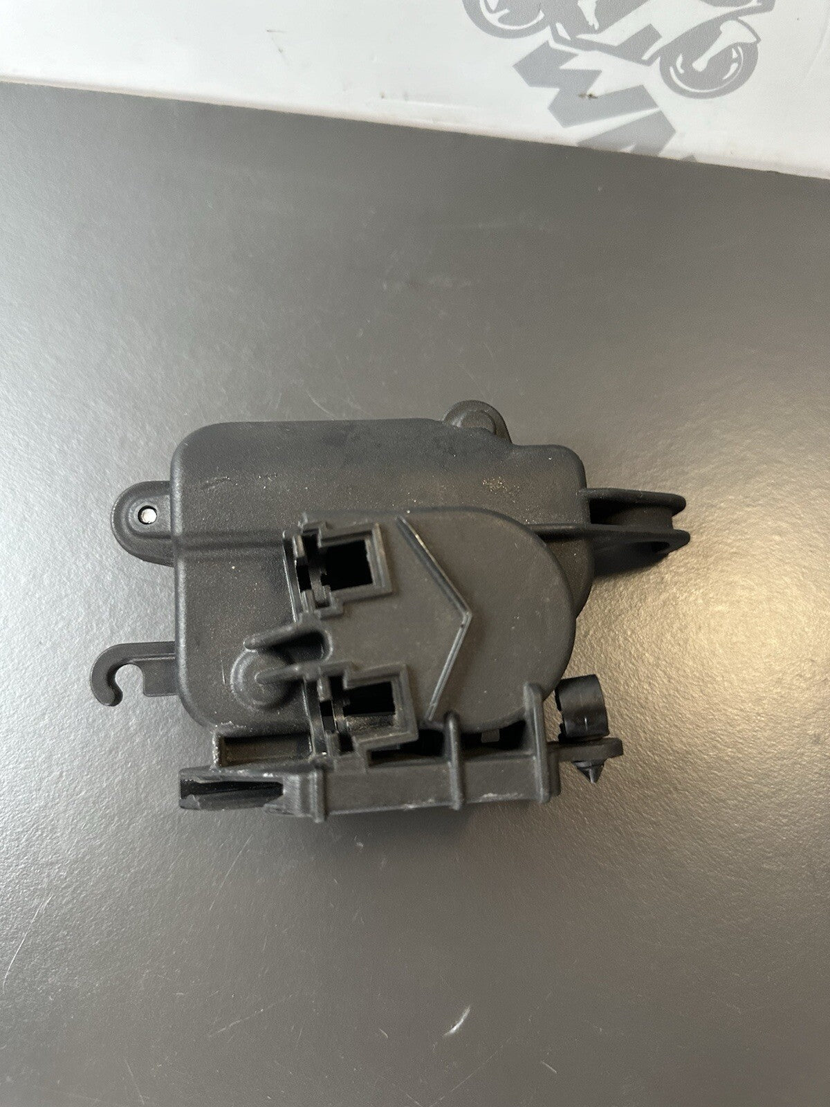 BMW S1000R exhaust valve motor actuator Exhaust Actuator 2014 16,808 Miles OEM