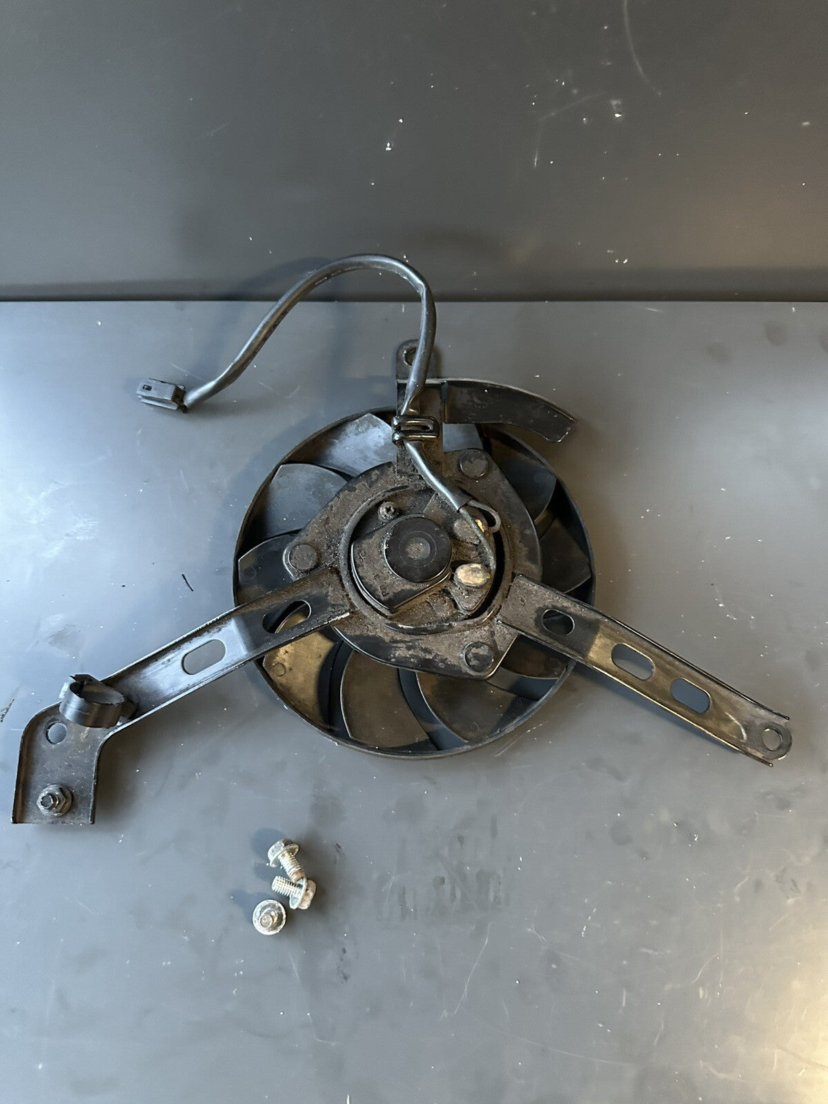 Yamaha MT-07 MT07 Radiator fan Cooling Fan Genuine OEM MT07 Radiator Fan 2019