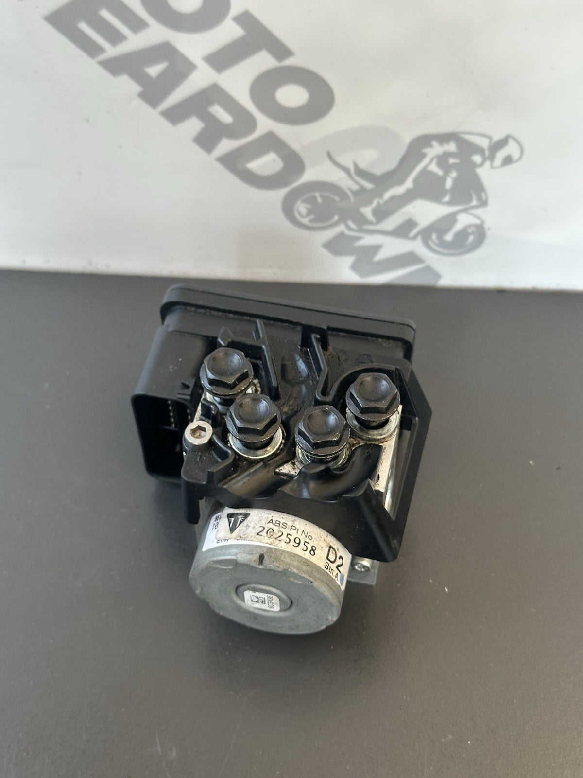 Triumph Street Triple 765 R ABS Pump OEM Triumph Street Triple T2025958 2017-19