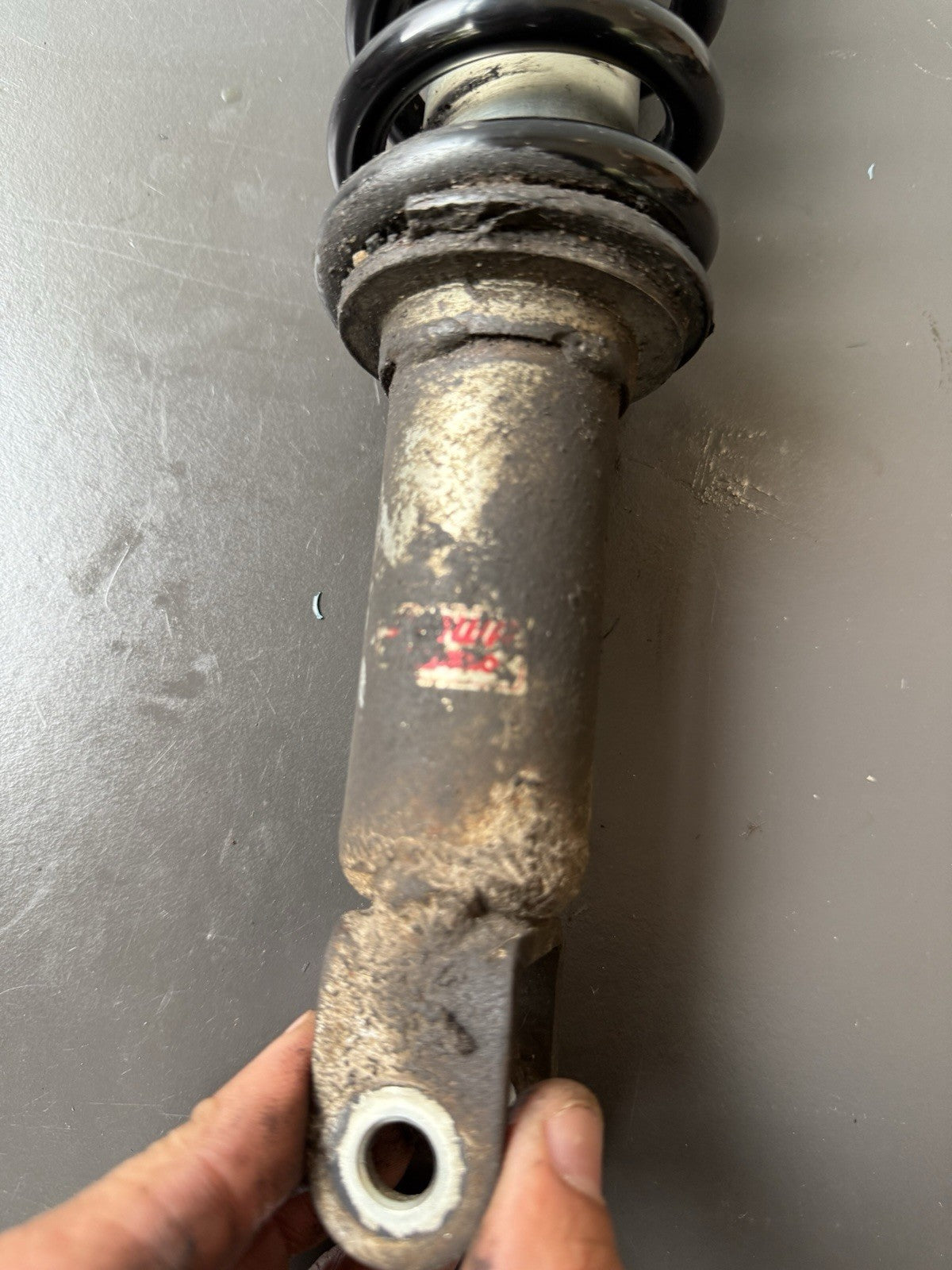 Suzuki GSXS 125 Rear Shock Absorber 2017-2021 SUZUKI GSXS 125 REAR SHOCK OEM