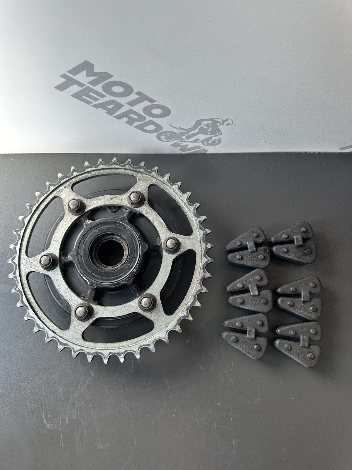 Suzuki GSXR 1000 Gsxr1000 2009 - 2016 Rear Sprocket Hub Carrier CUSH drives OEM