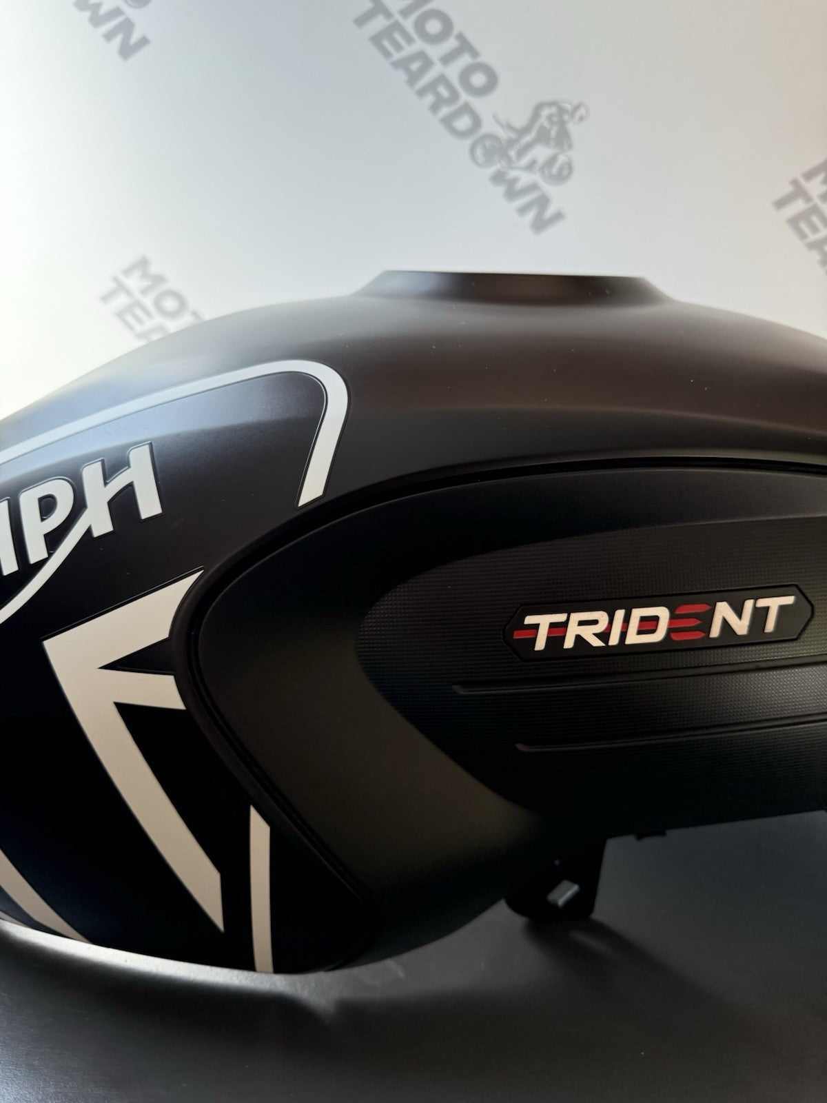 Triumph Trident 660 petrol fuel tank cover panel Petrol Tank Fairing 2021-2024