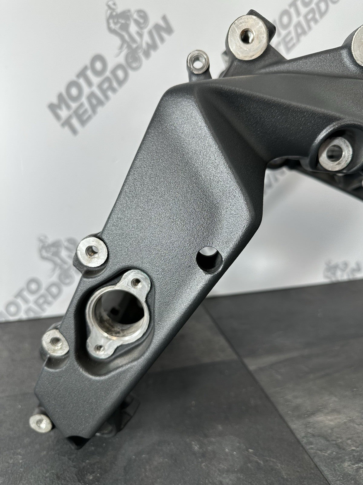 Triumph Street Triple 675 R 2015 Frame With V5 Main Frame 2013-2016 16470m CAT N