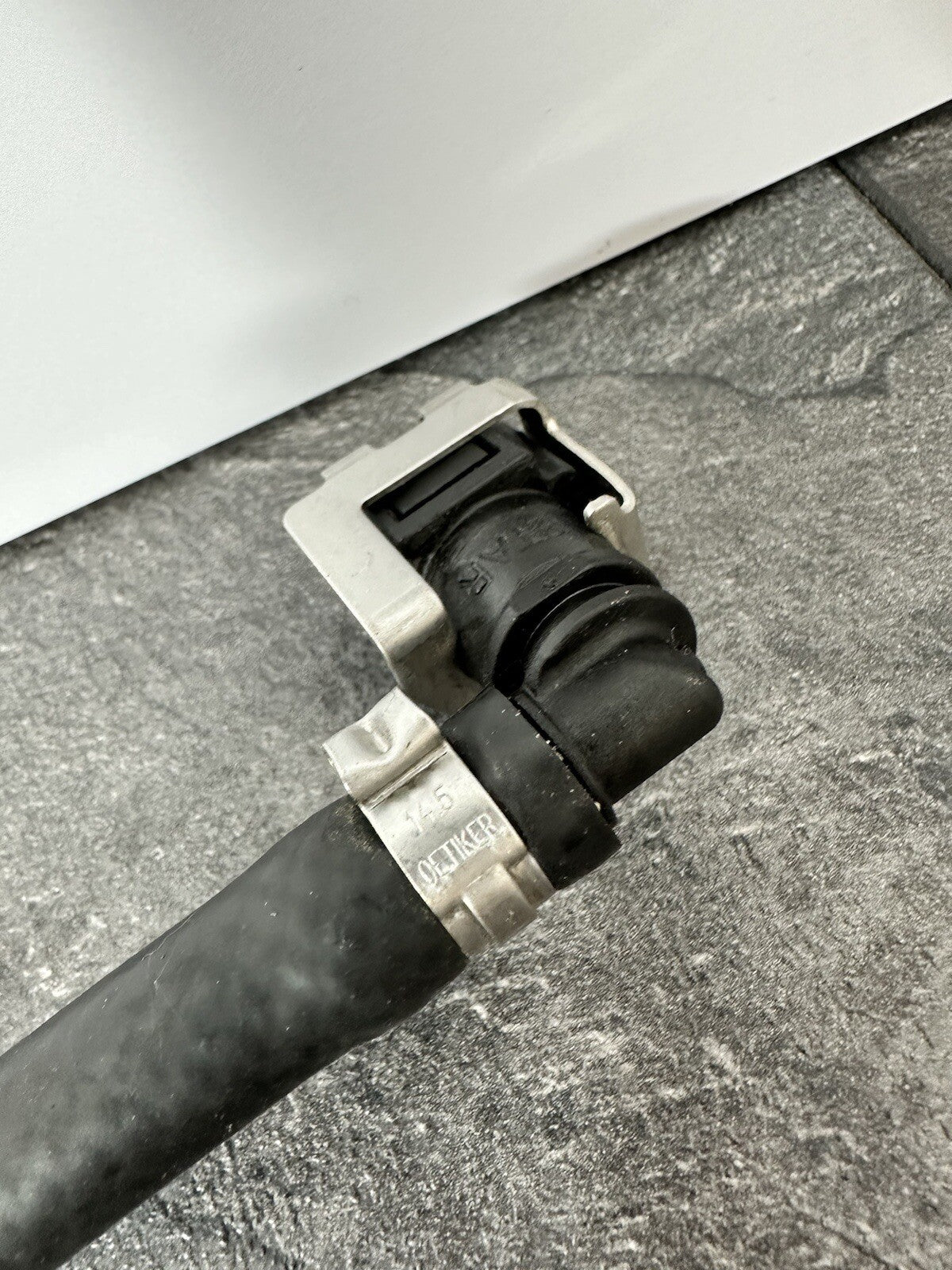Aprilia Tuono V4 1100 2021 Fuel Tank Hose Pump Hose 6606 Miles 2022-2024 OEM