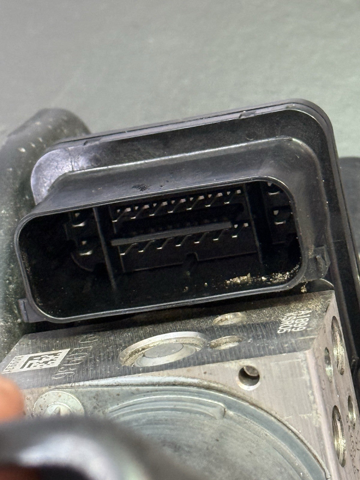 163ef3a2-860b-44a7-86f1-98a5965066d5