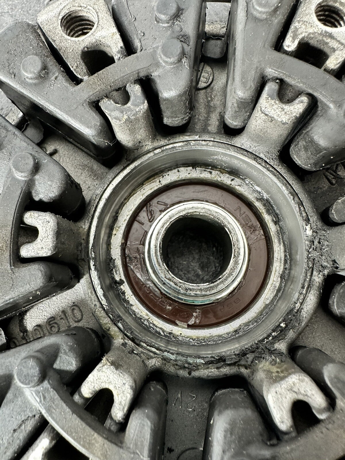 Triumph Street Triple 765 RS 2018 Rear Sprocket Cush Drives 15244m 2017-2020 OEM