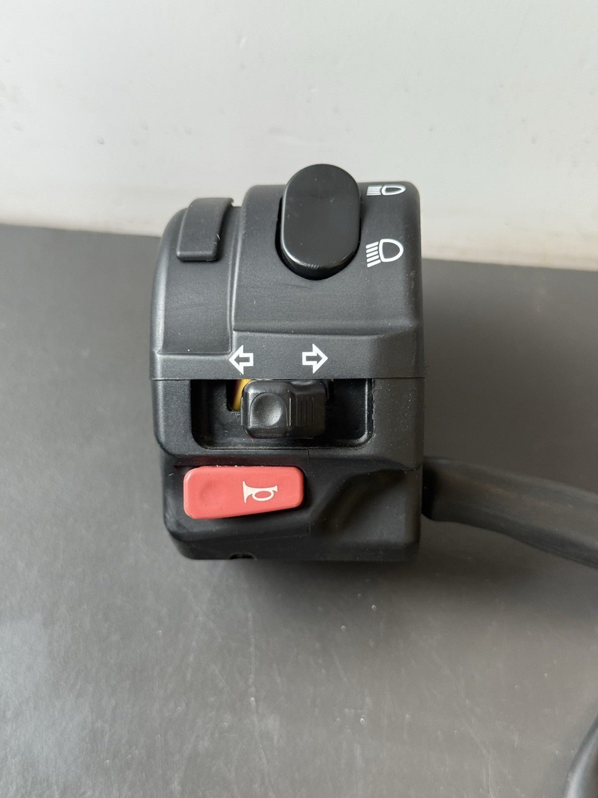 TRIUMPH STREET TRIPLE 675 675R Left Hand Switch Gear Left Switch OEM 2007-2011