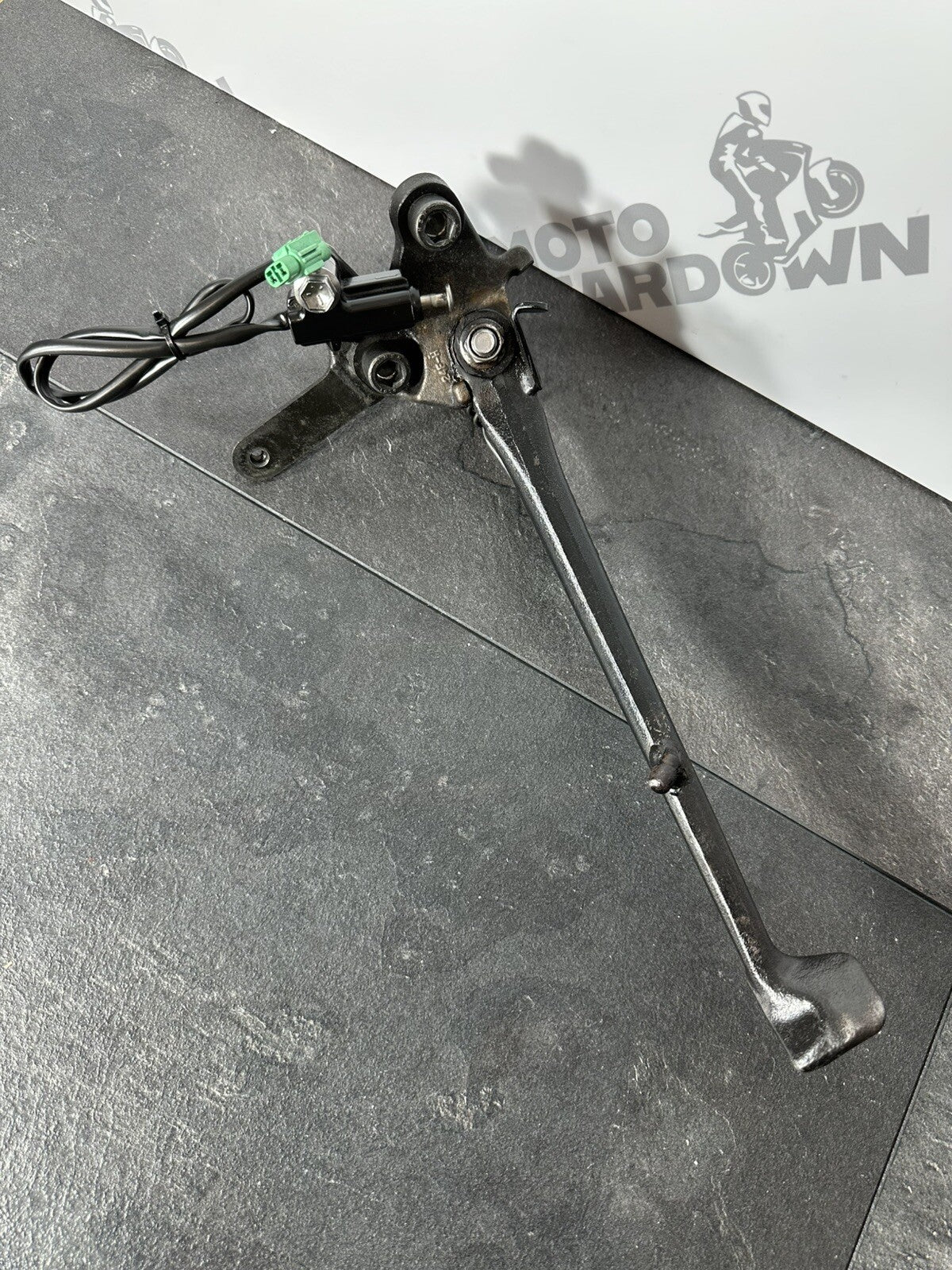 Suzuki GSXR 1300 2016 HAYABUSA Stand Side Stand & Switch 18408 Miles OEM