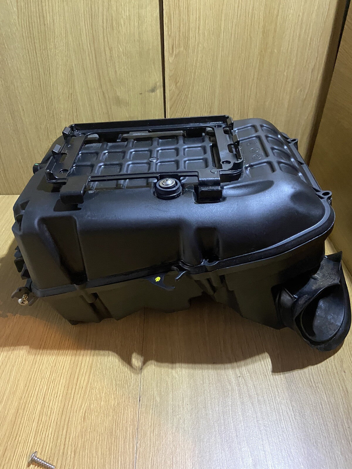 APRILIA TUONO V4 1100 FACTORY AIR BOX, Air Box 2017 OEM Tuono V4 Air Box OEM