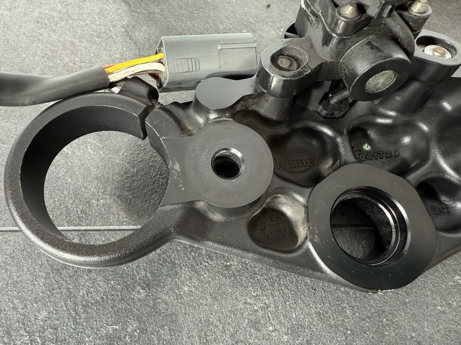 f2294ce1-019b-4379-8894-5e2f64107da9