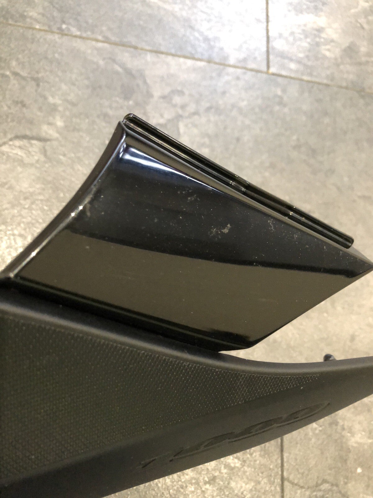 Suzuki GSXR 1000 2020 Left Tank Seat Fairing Panel 2017-2020 OEM L7 L8 L9 M0