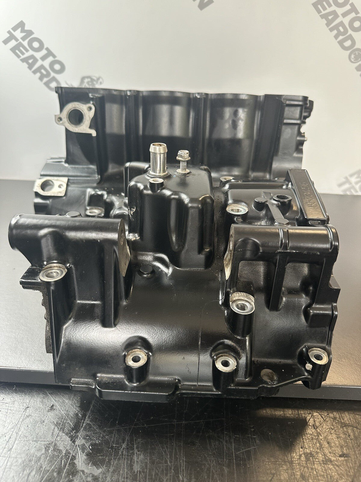 TRIUMPH SPEED TRIPLE 1050 2011 - 2015 ENGINE UPPER CRANK CASE Top Crank Case