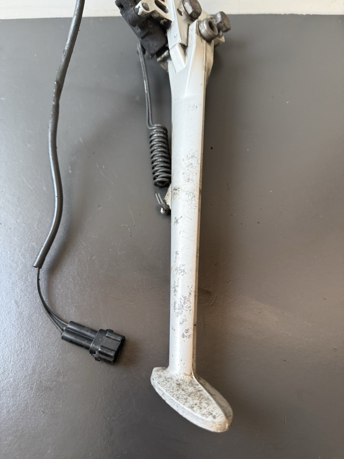 TRIUMPH STREET TRIPLE 675R Kick Stand Side Stand 675R Side Stand Kick 2008-2011