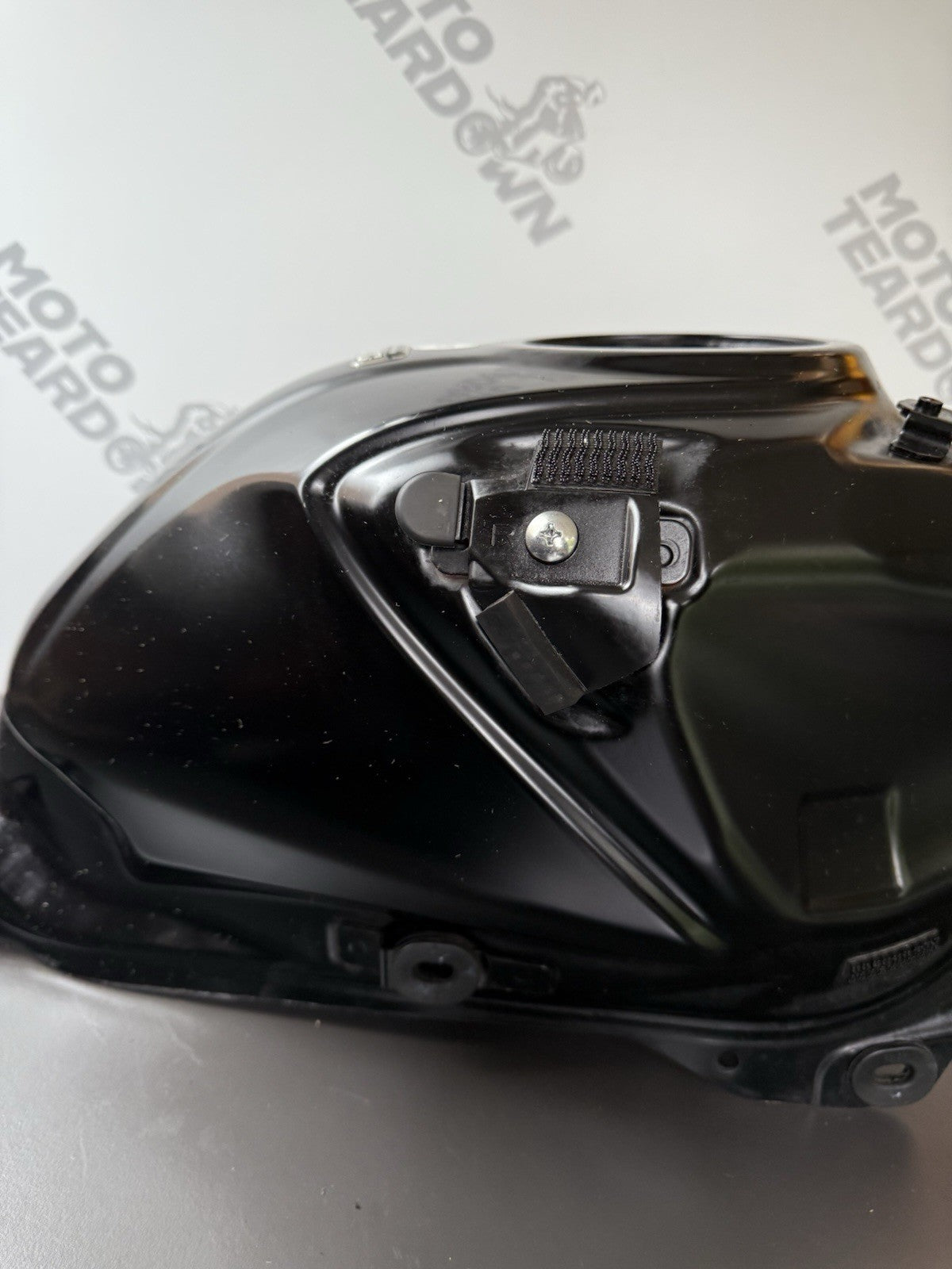 Suzuki GSXS 125 petrol Tank fuel tank 2017 - 2022 GSXS 125 Fuel Tank Petrol Tank