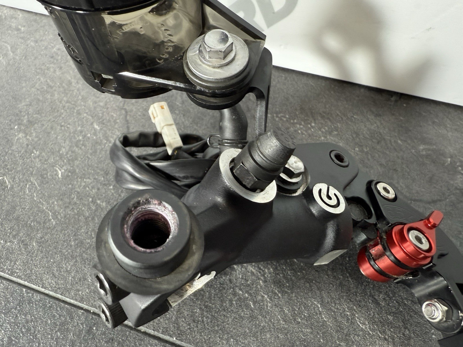 baef35ff-94de-4b2a-be73-63e7c445f5eb