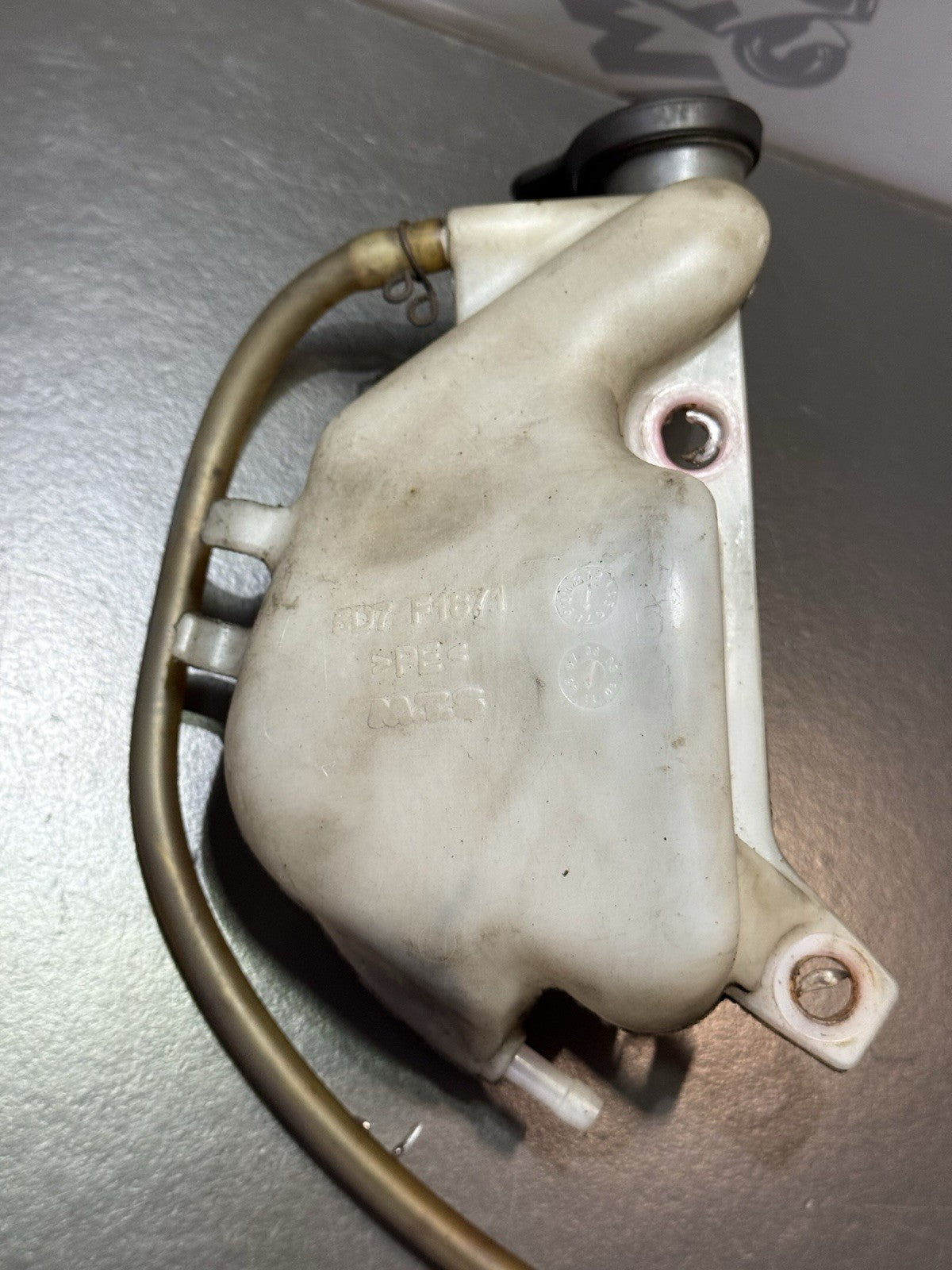 b21243ba-bca7-4f1f-b3ae-045d984a239f