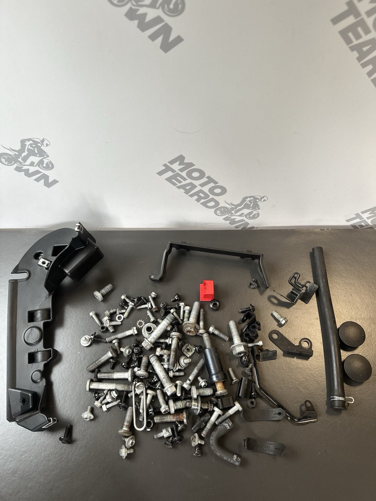 KTM 790 Job Lot Of Bolts Job Lot Brackets Various KTM 790 Job Lot Bolts 2018-20