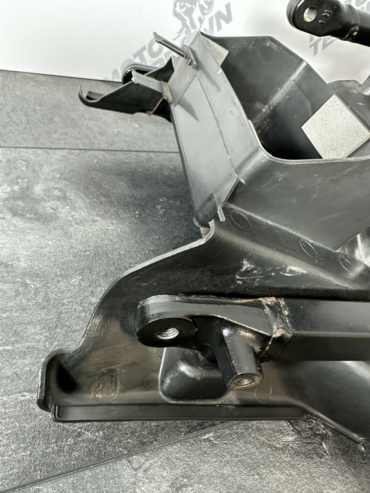 Suzuki GSXR 1300 2016 HAYABUSA Subframe & Undertray Rear Frame 18408 Miles OEM