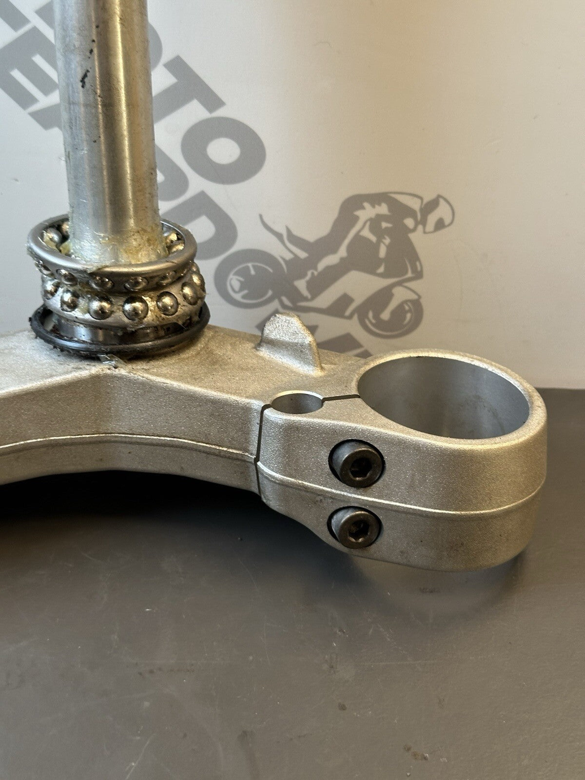 Triumph Street Triple 765S Bottom Yoke Steering Stem Lower Yoke *SLIGHTLY OUT*