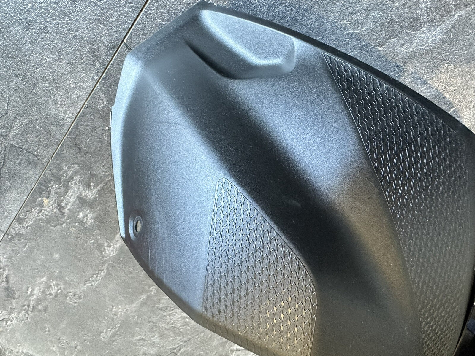 BMW S1000RR 2023 Tank Right Side Fairing Panel Cover 2019-2022 Gen 4 OEM J43386