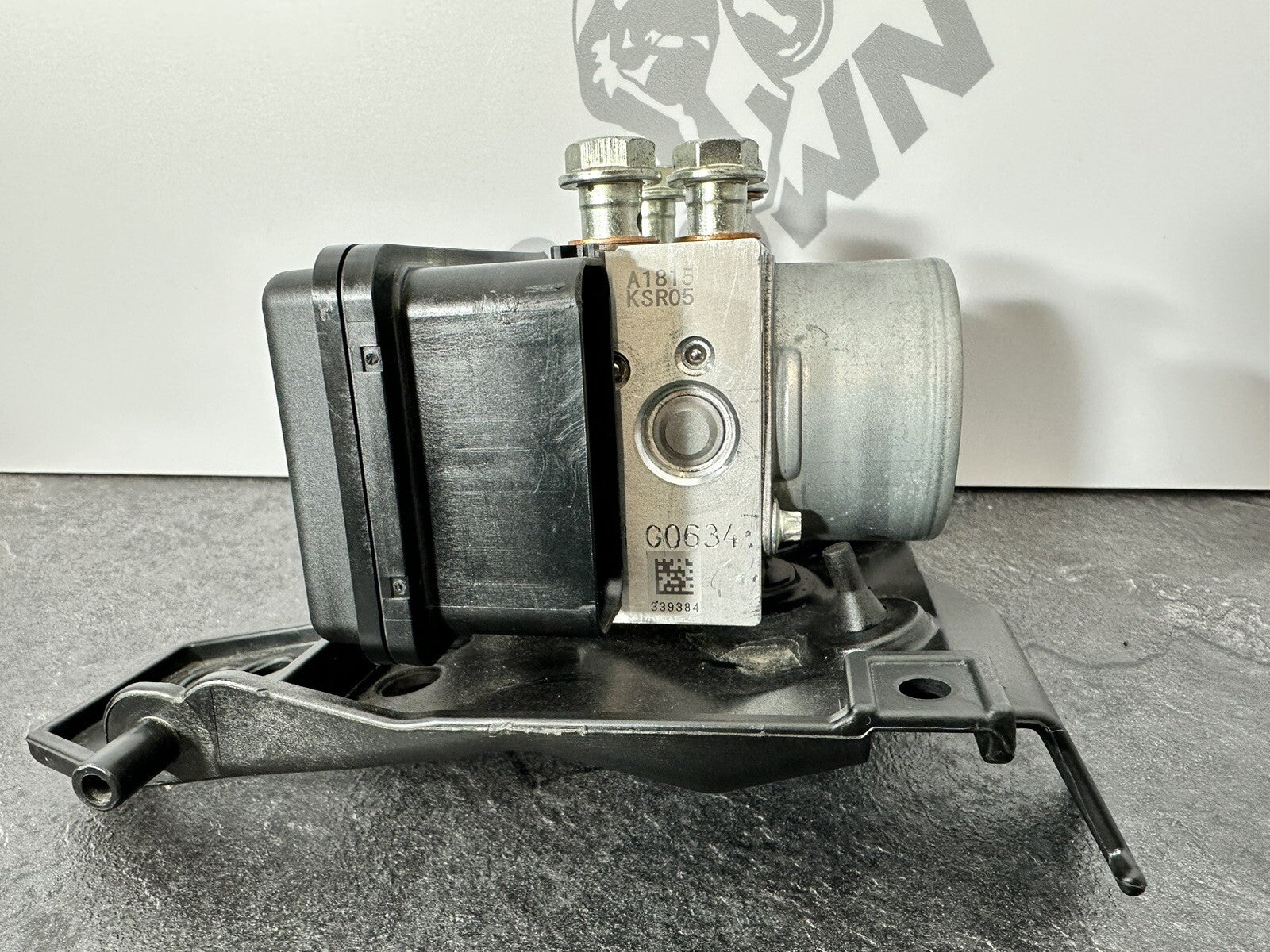 Aprilia Tuono V4 1100 2021 ABS Pump Module Actuator 6606 Miles 2022-2024 OEM