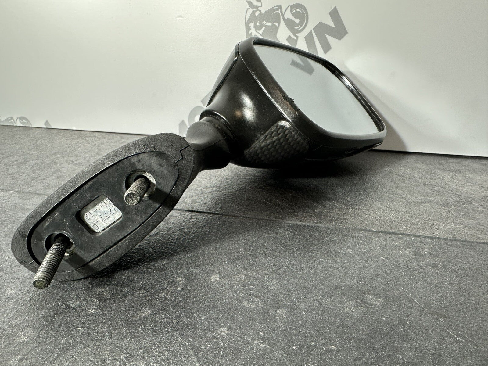 Suzuki GSXR 1300 2016 HAYABUSA Mirror Right Side View Mirror 18408 Miles OEM