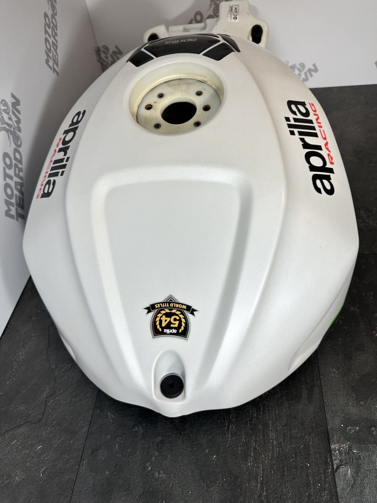 Aprilia Tuono V4 1100 2021 Fuel Tank Petrol Tank 6606 Miles 2022 2023 24 UK ONLY