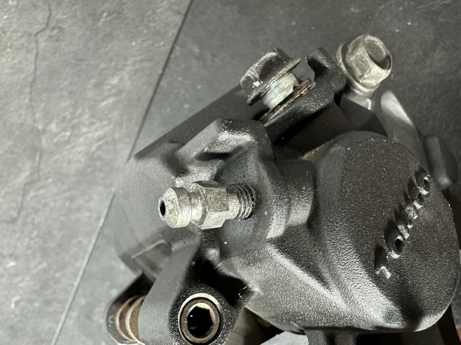 Suzuki GSXR 1300 2016 HAYABUSA NISSIN Rear Brake Caliper 18408 Miles OEM