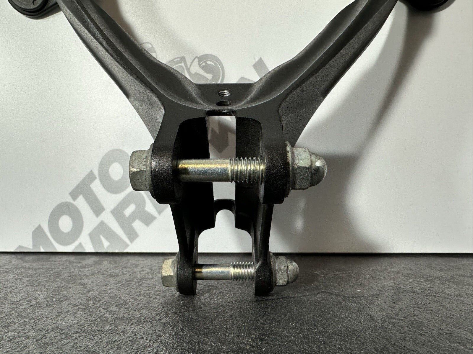 Suzuki GSXR 1000 2014 Clock Stay Speedo Bracket 22774 Miles 2009-2016 OEM