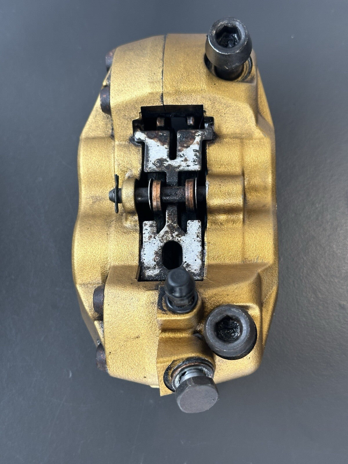 TRIUMPH STREET TRIPLE 675R 675 FRONT BRAKE CALIPER SET NISSIN FRONT BRAKES OEM