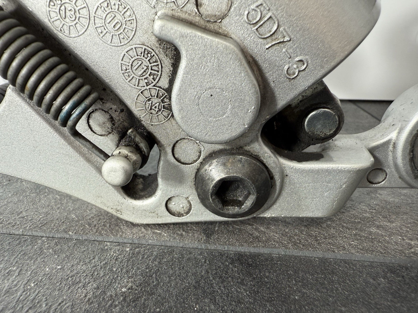 Yamaha YZF R125 R 125 2014 Right Rearset Footrest Brake MC 26983 Miles 2008-2018