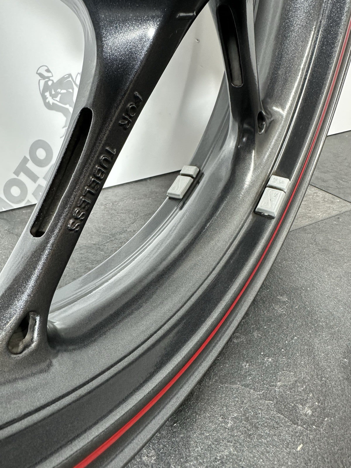 Triumph Street Triple 675 R 2015 Front Wheel Rim 16470m 2013-2021 765 RS OEM