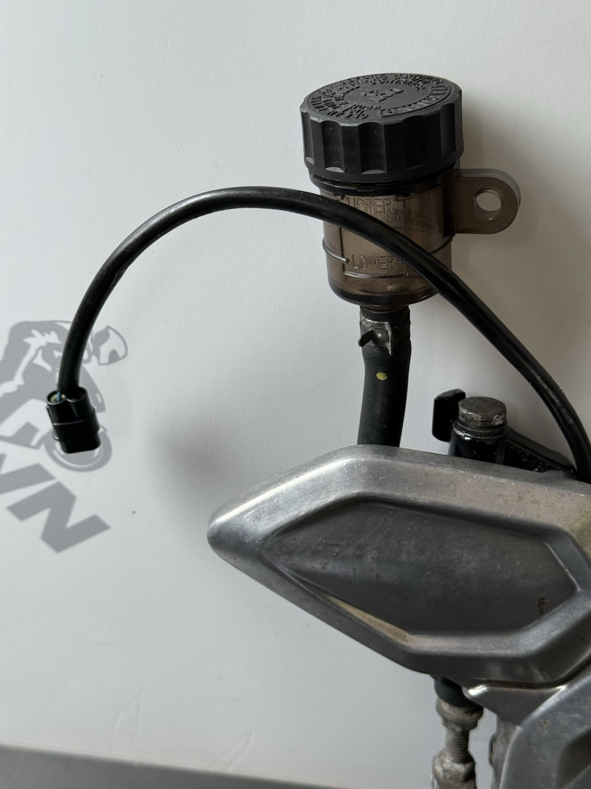 Triumph Trident 660 Right Rearset Footrest Mastercylinder BENT PEDAL 2021-24