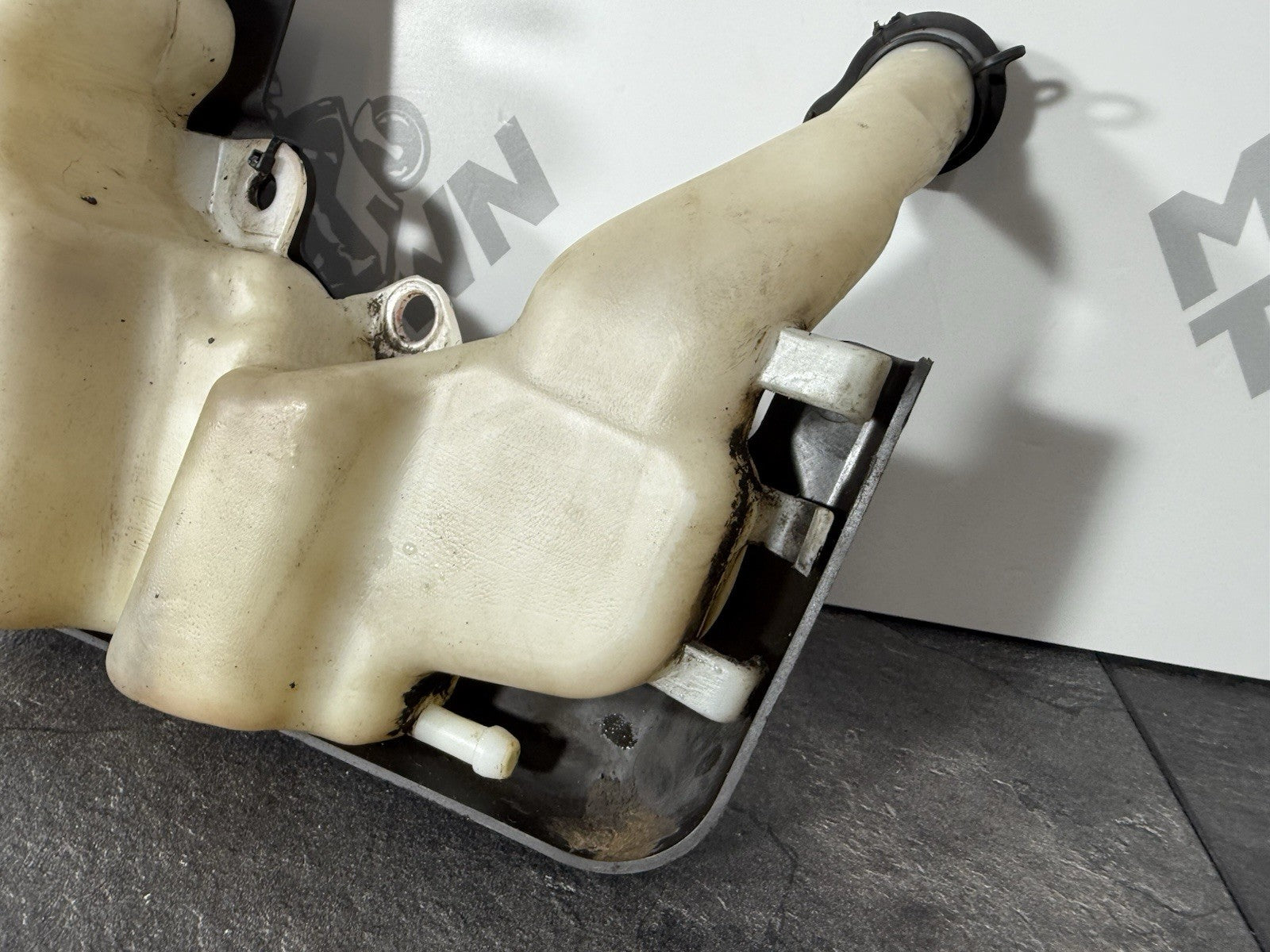 9b154652-95f7-4e77-9f85-bd4742fee717