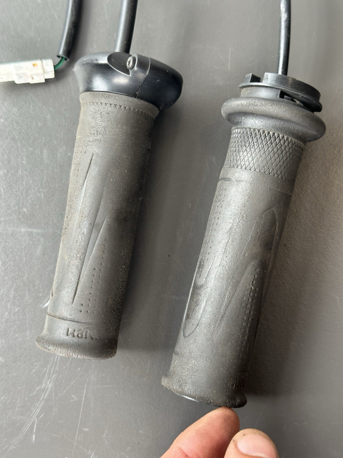 Triumph Street Triple 765R heated grips SPARES / REPAIRS READ DESCRIPTION OEM