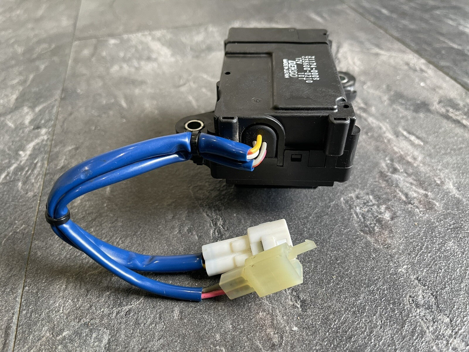 Kawasaki Ninja ZX10R 2017 Exhaust Servo Motor Denso 16125 Miles 2016-2018 OEM