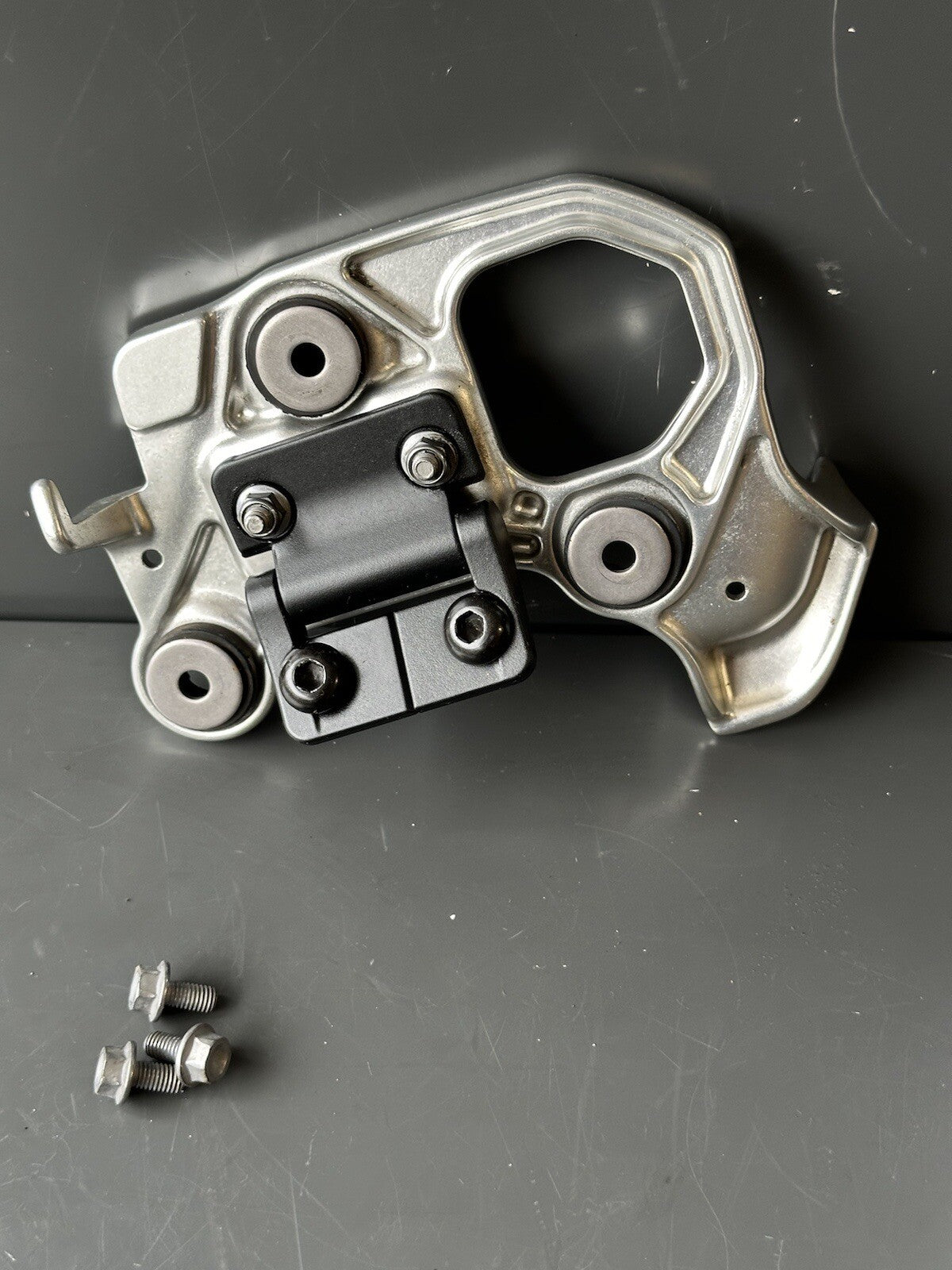 Triumph Street Triple 765 RS Speedo Bracket Clock Bracket Dash Mount Pivot OEM