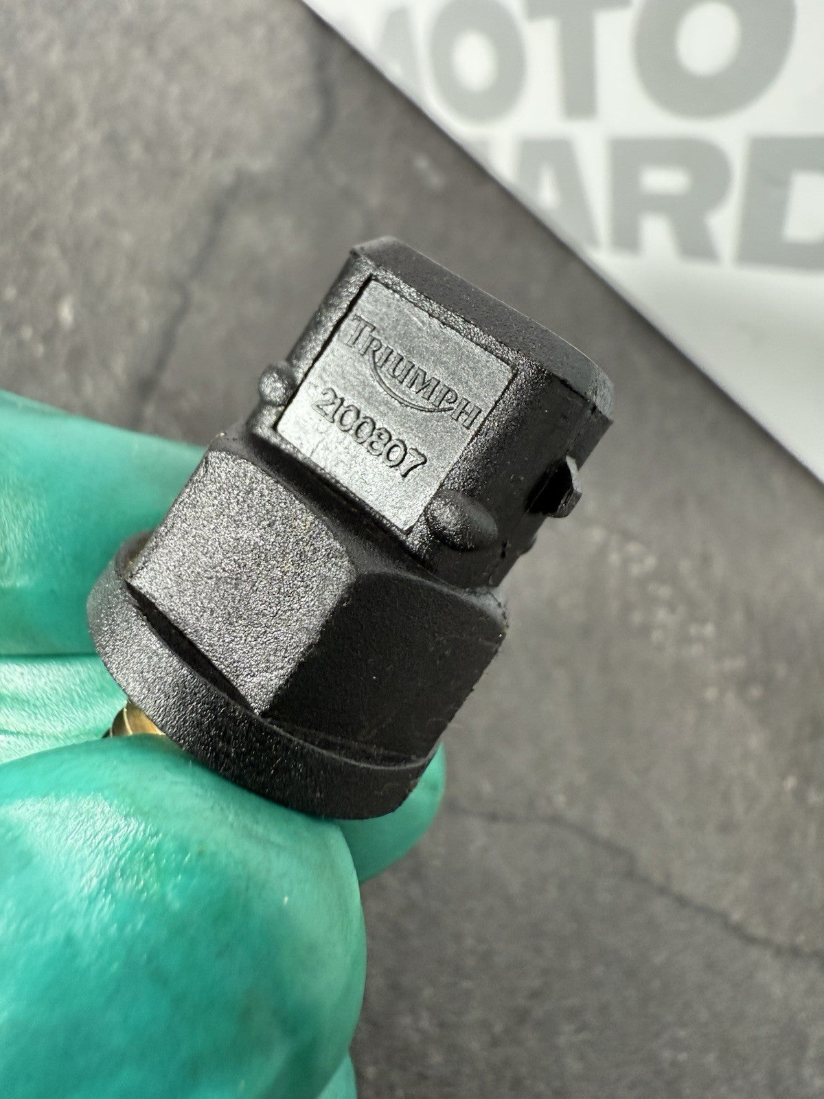 Triumph Street Triple 765 R 2017 Temperature Sensor 18498m 2018-2021 OEM