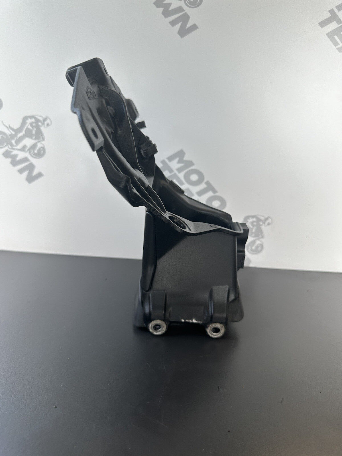 TRIUMPH SPEED TRIPLE 1050 RS Front Subframe speedo bracket headlight mount