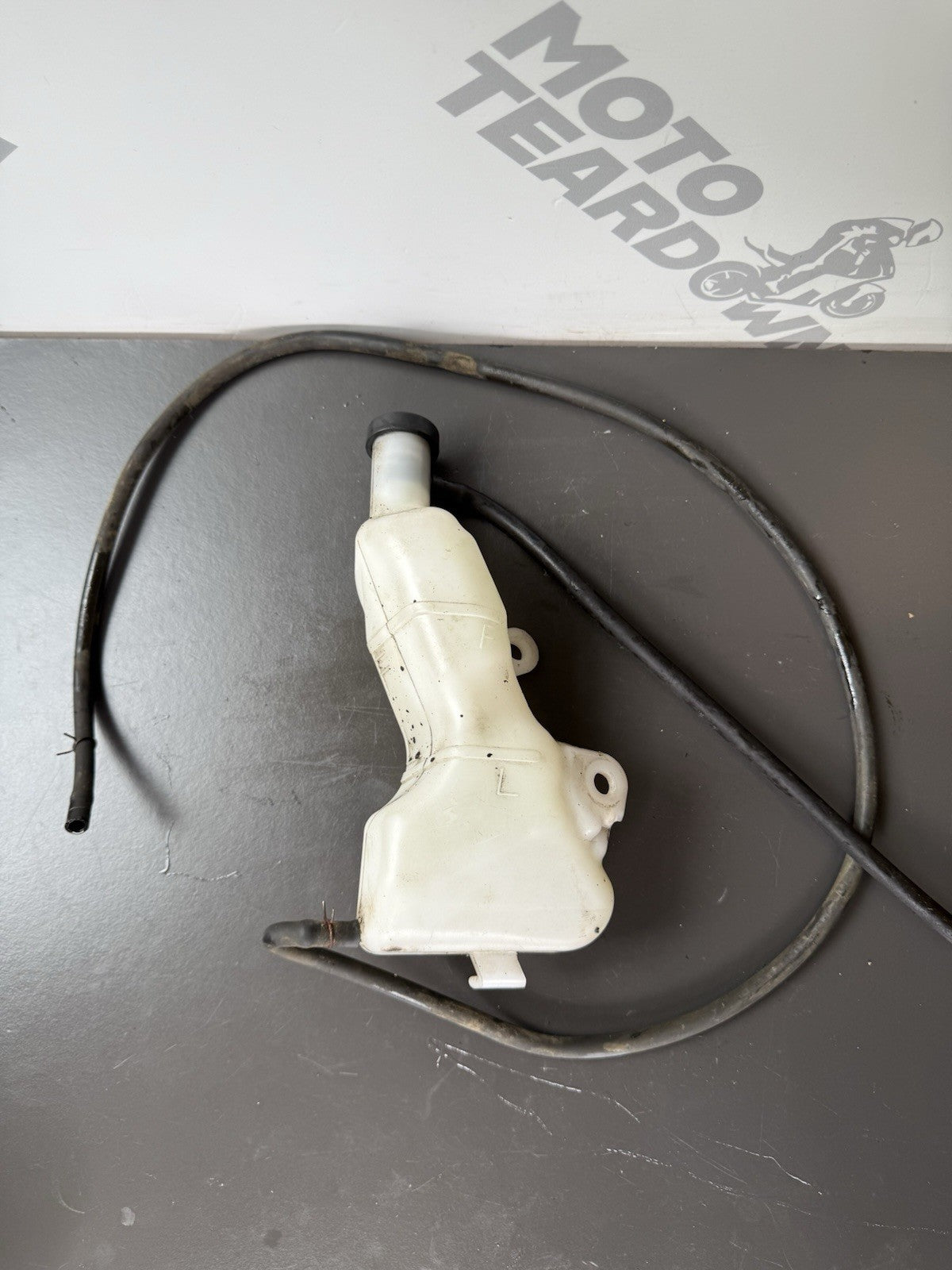 Suzuki GSXS 125 Water Coolant Header Bottle Radiator Coolant Bottle 2017-2021