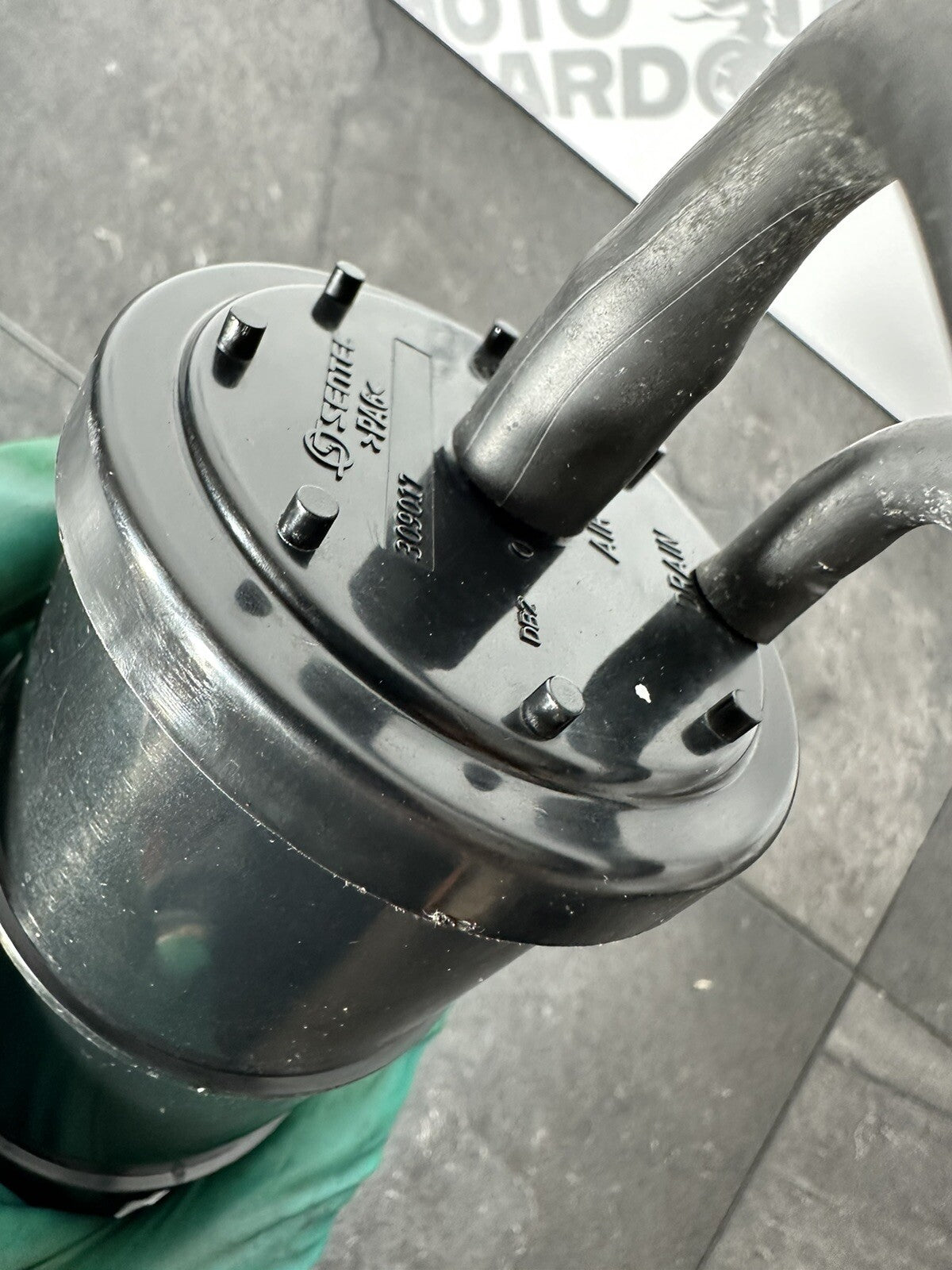 Triumph Street Triple 765 RS 2018 EVAP Charcoal Canister 15244m 2017-2020 OEM