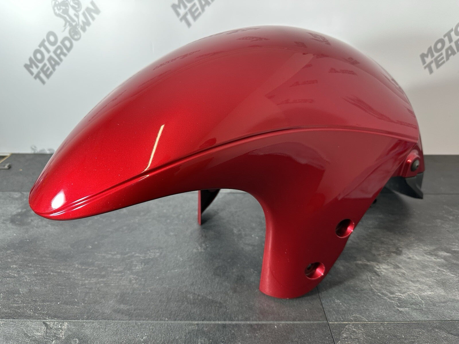 Suzuki GSXR 1300 2016 HAYABUSA Front Mudguard Front Fender 18408 Miles OEM