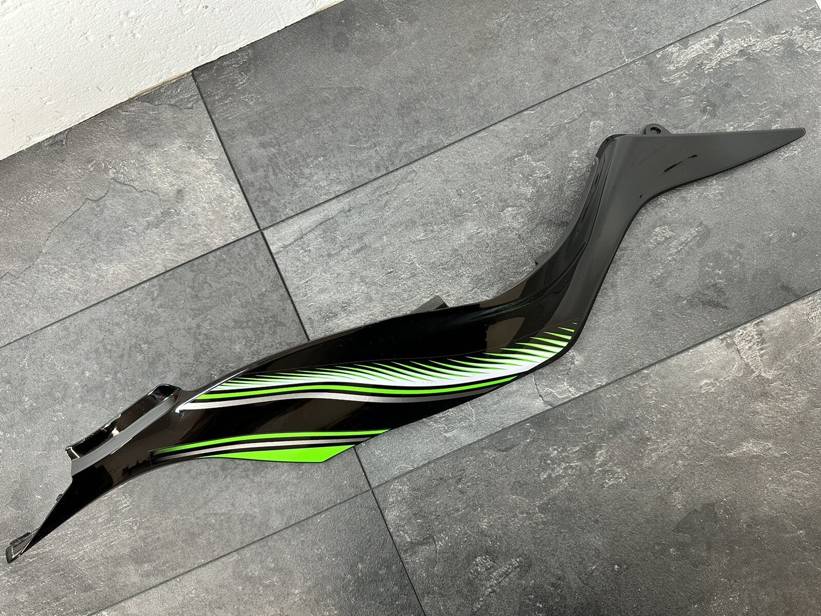 Kawasaki ZX6R 636 ABS 2016 Left Tank Side Fairing 8655 Miles 2013-2015 OEM